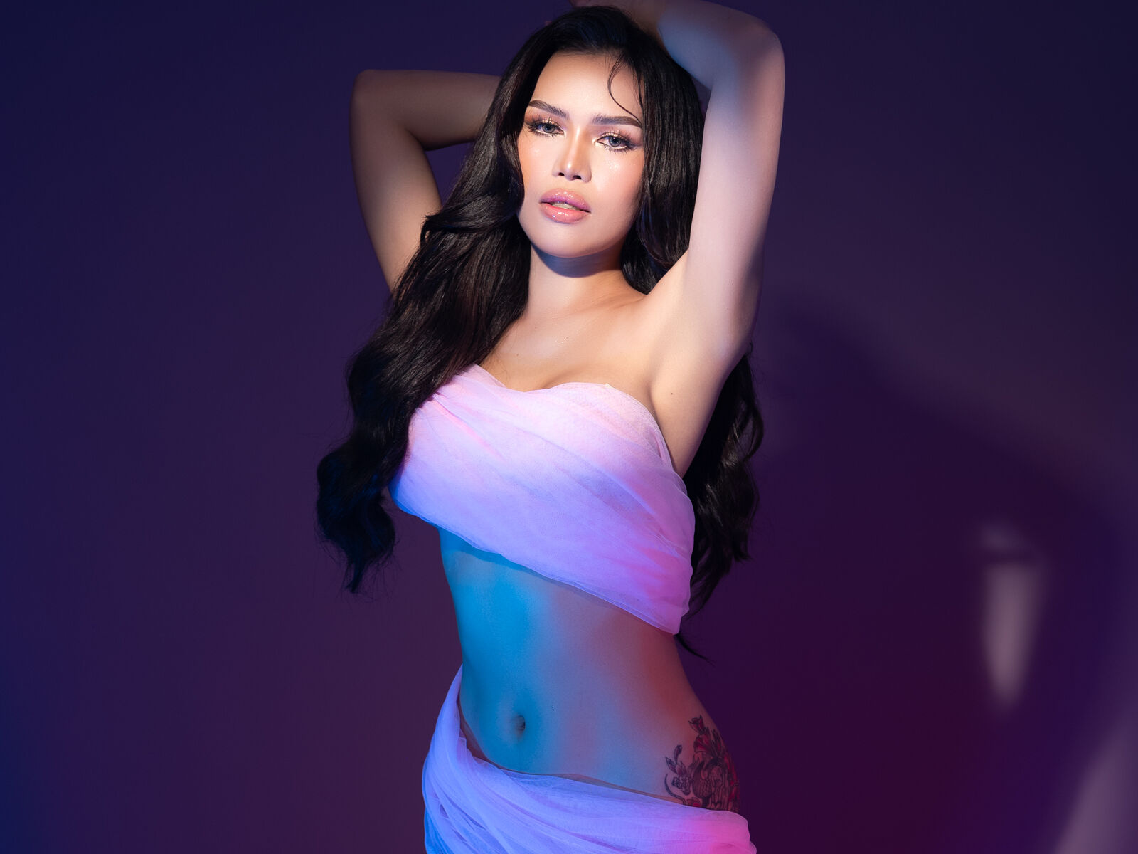 Live cam for NikkieSison