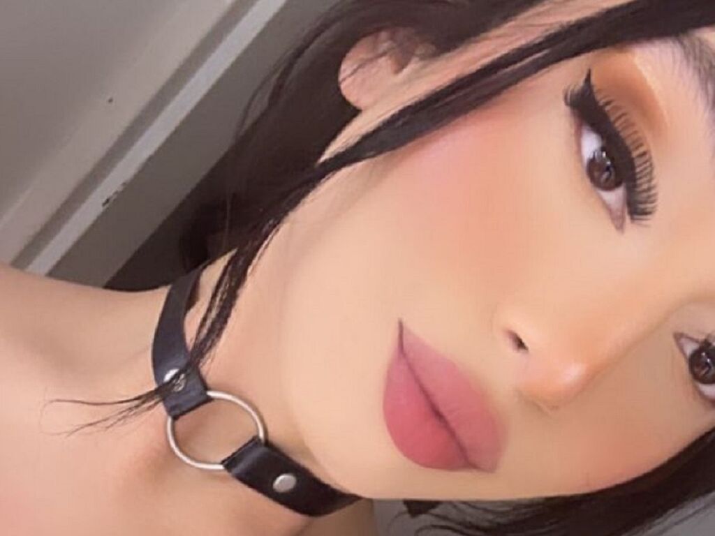 EbanDustan private trans cam profile