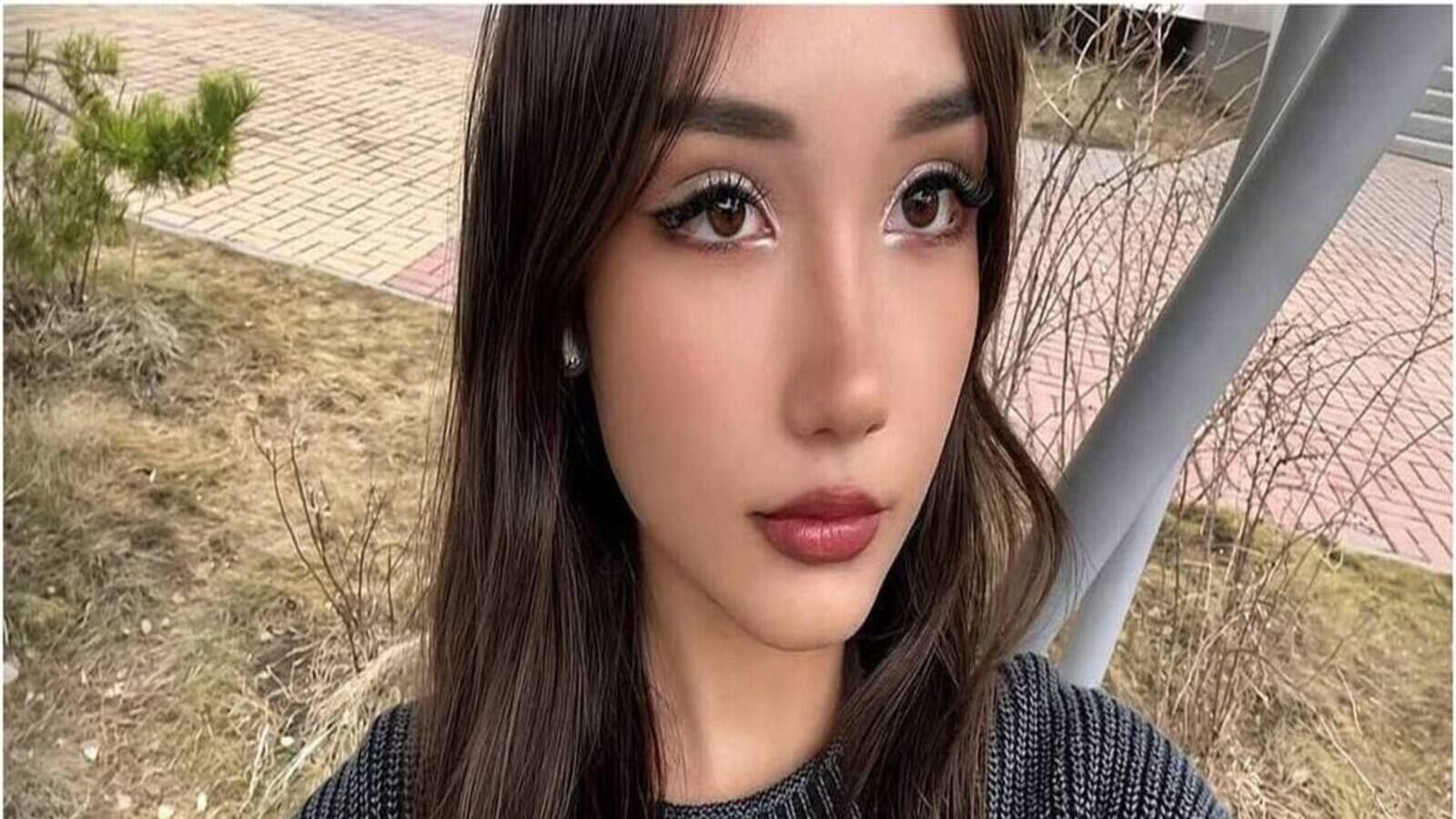 MeghanSkomo glamour portrait