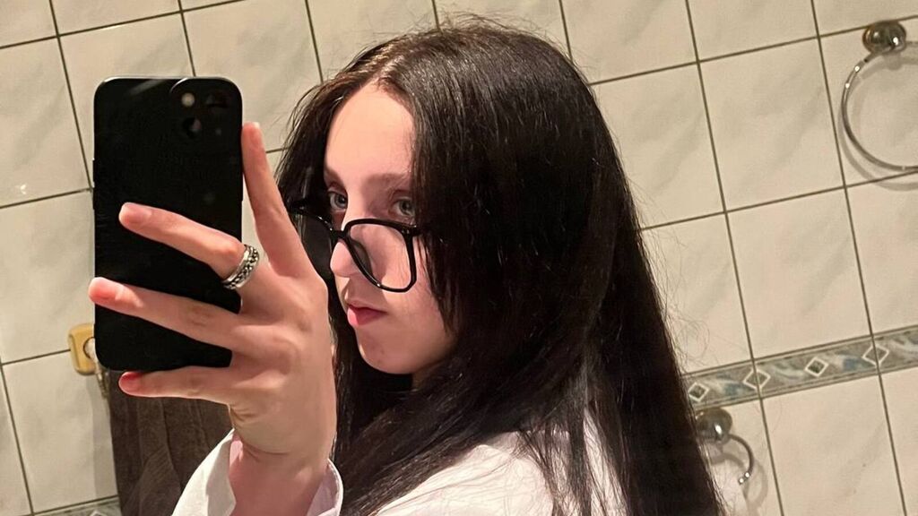 CrissHil's profile from Jasmin at GirlsOfJasmin'