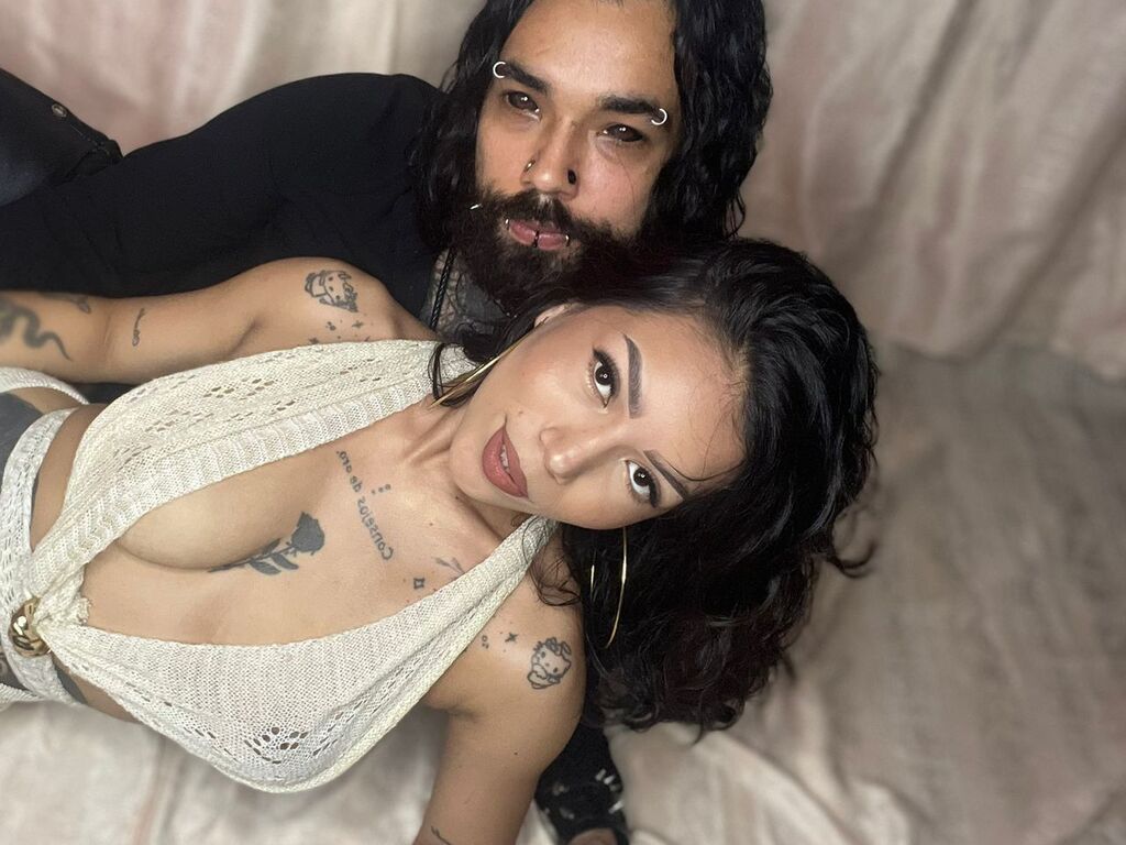 MarlyAndArias Profile Image