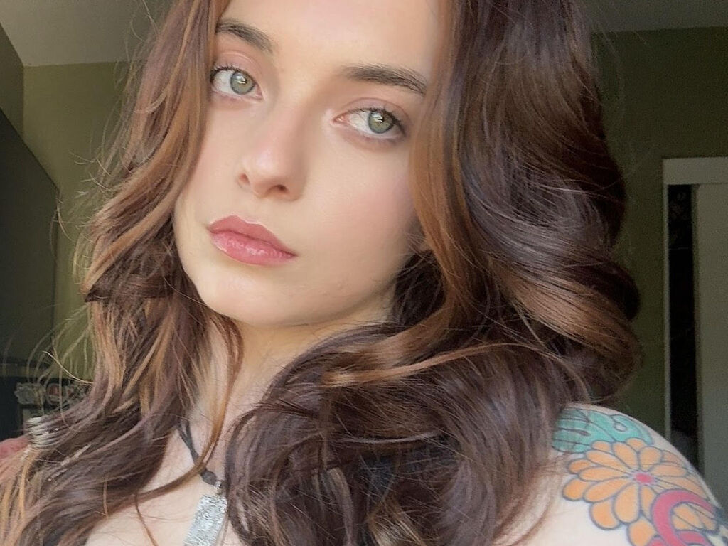 AvaMack Profile Image
