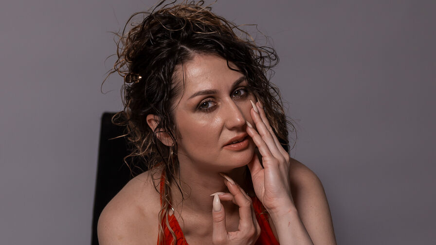 Watch EvaFriend live on Widestreams