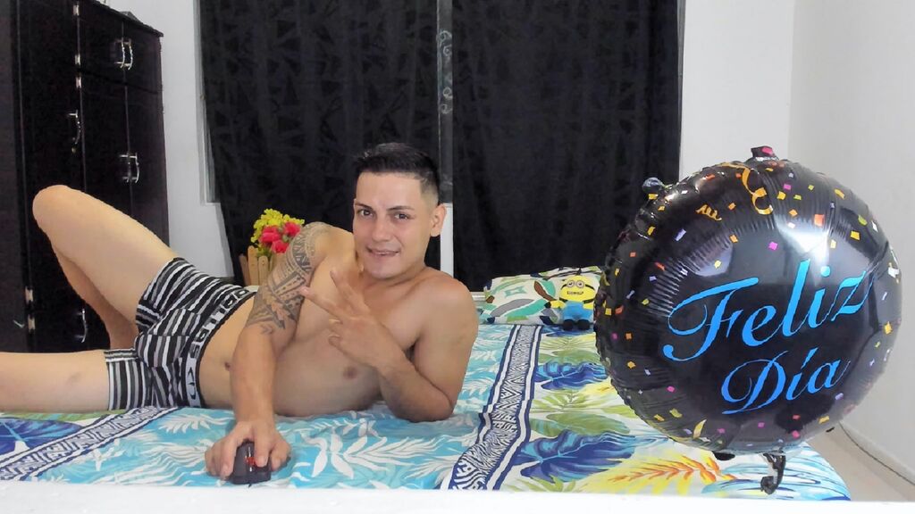 JersonChavez's profile from LiveJasmin at BoysOfJasmin'