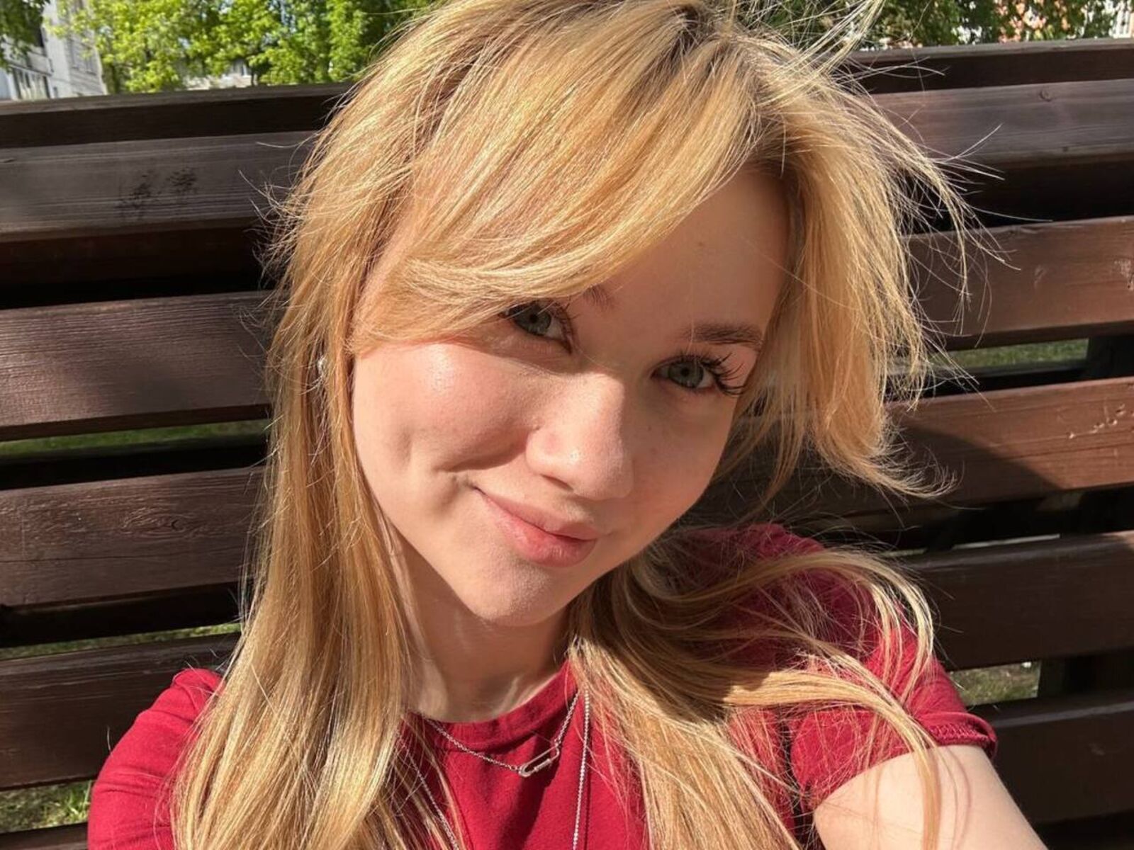 Live cam for CelestineVale