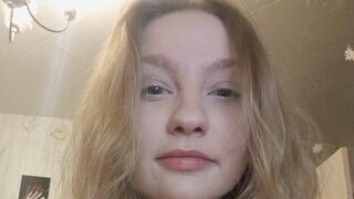 Free Nude OlivkaWay