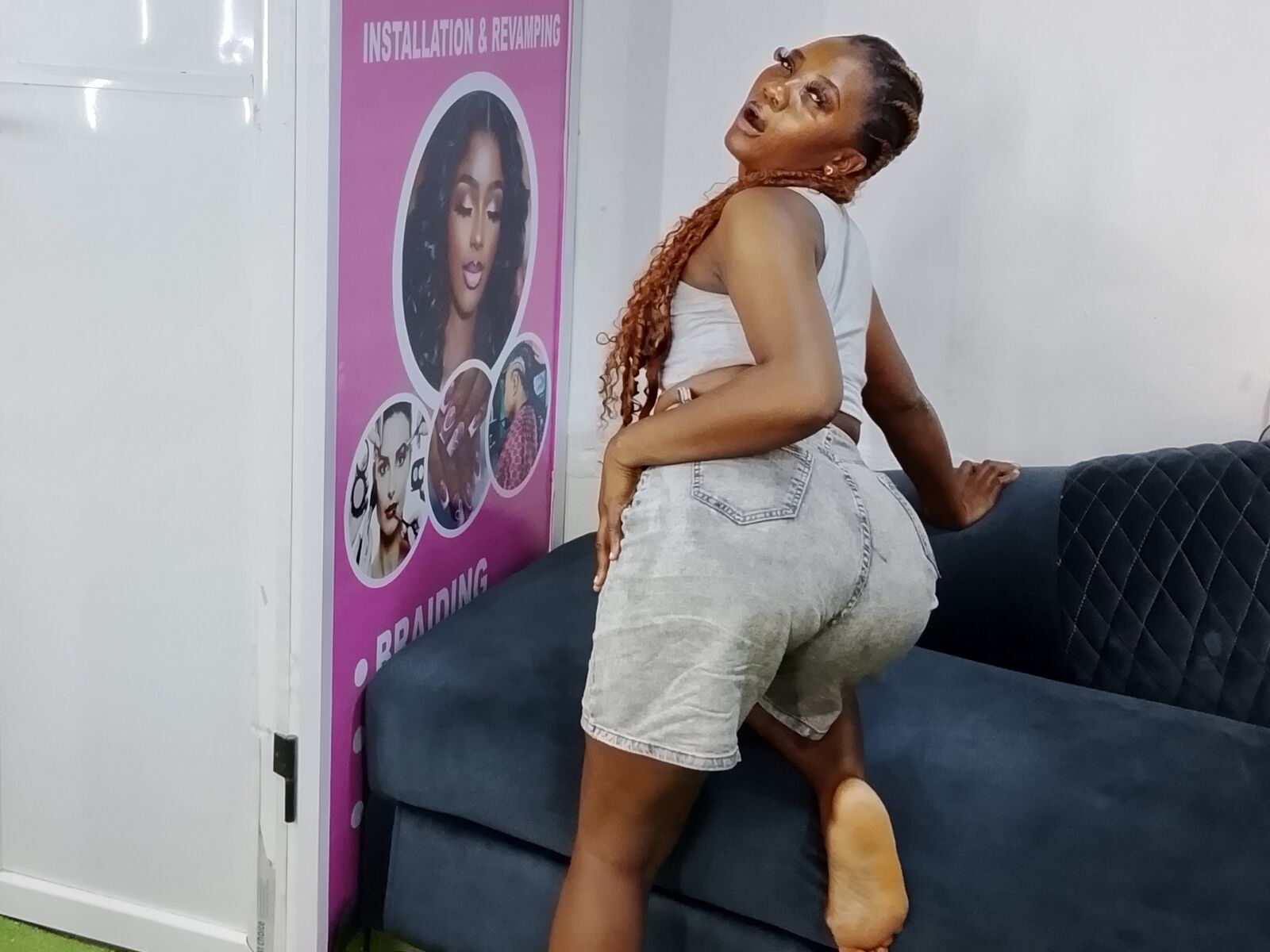 Live cam for DebbyRise