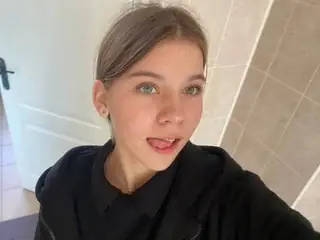 Show privé avec NadineGene