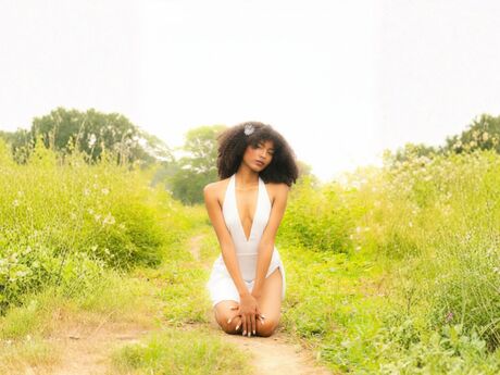 Chat with LissaBlaze