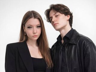 videochat online LeoAndMira