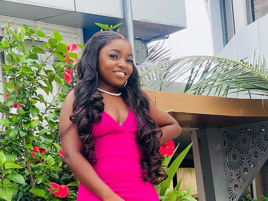 NinaKiki Profile Image