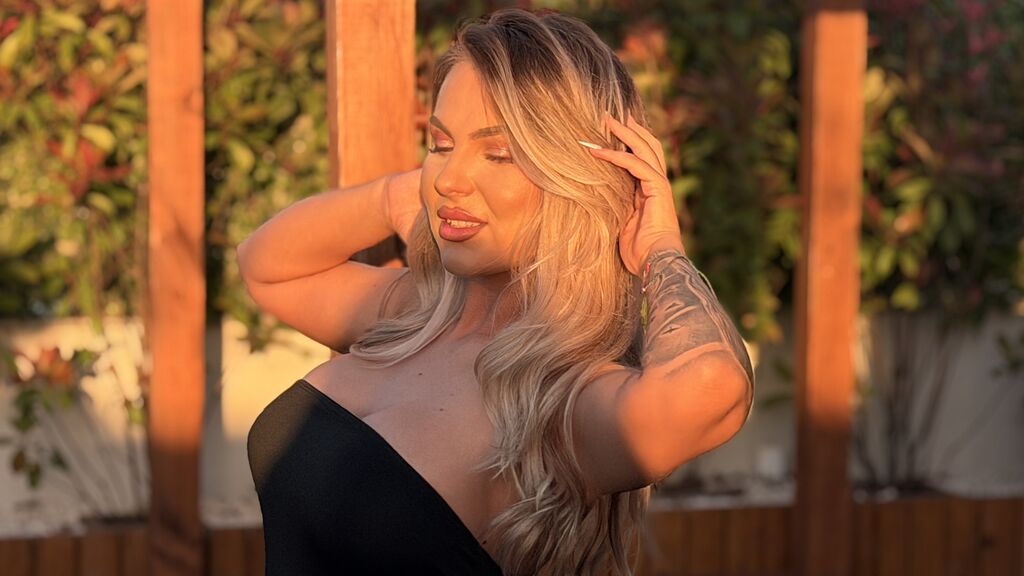 Nicole cover