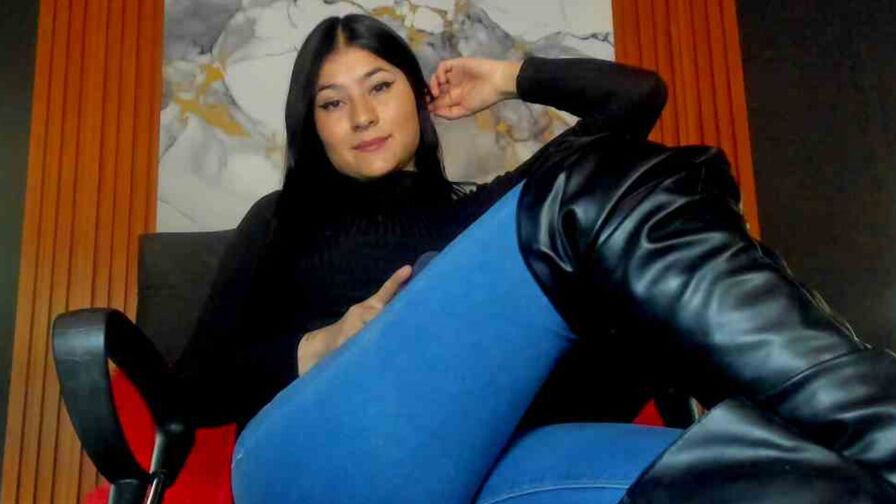View AriadnaGrow Naked Private
