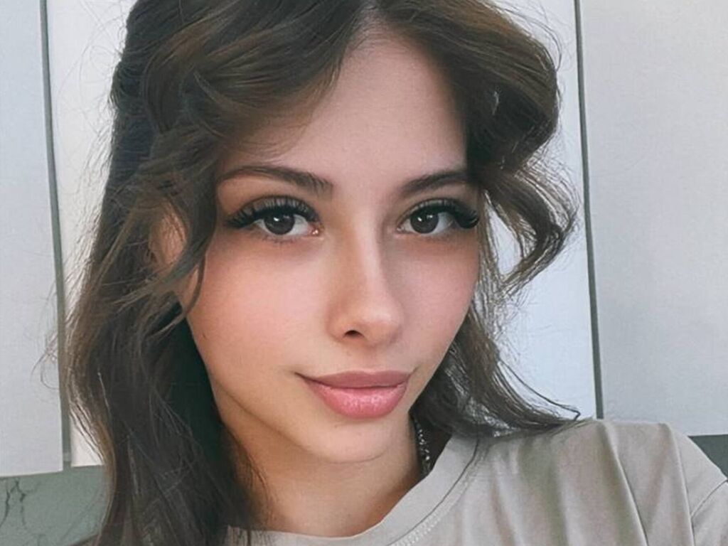 GigiTijerino adult cam girl thumbnail