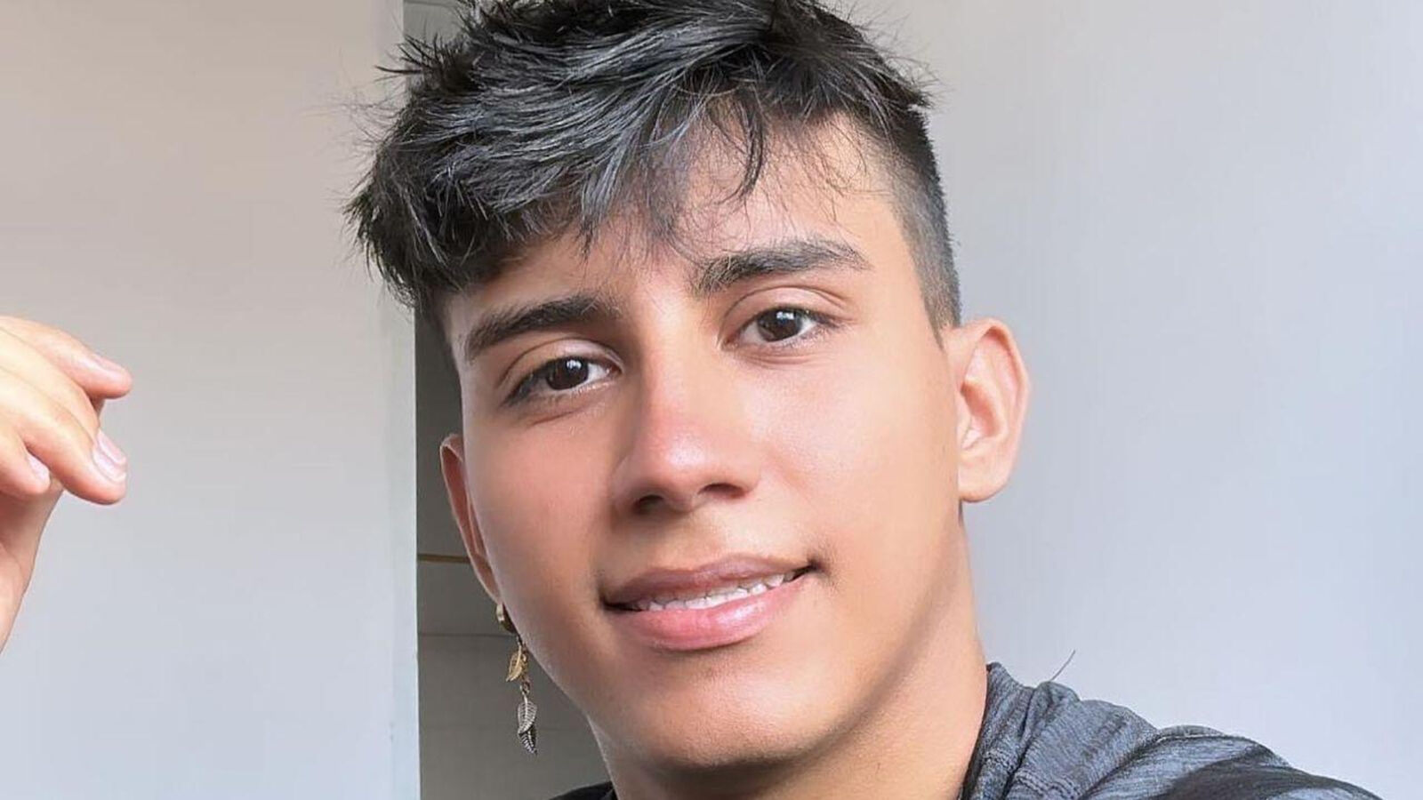 AlexCano erotic portrait