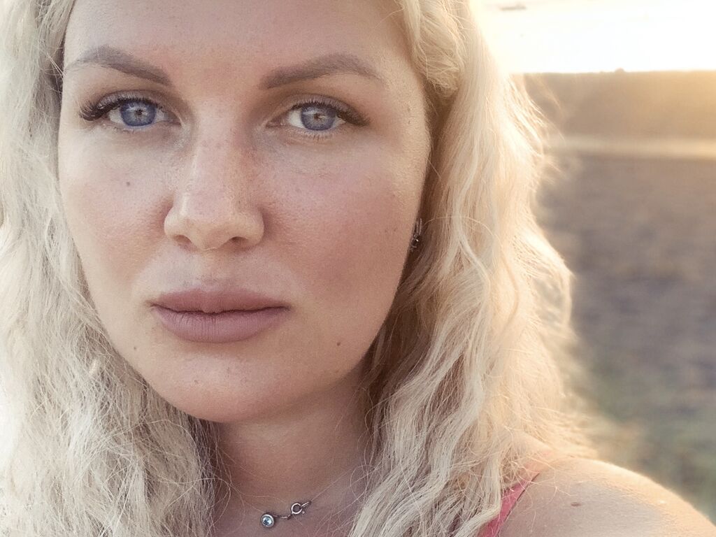NikaVera Nude