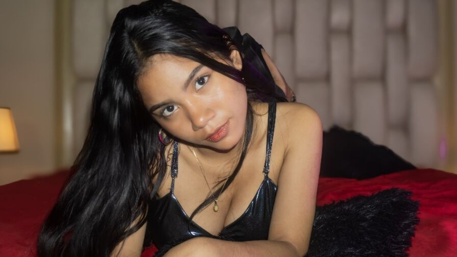AllisonKare's Live Nude Chat