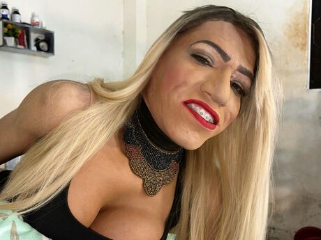 Chat with PretsyVivian