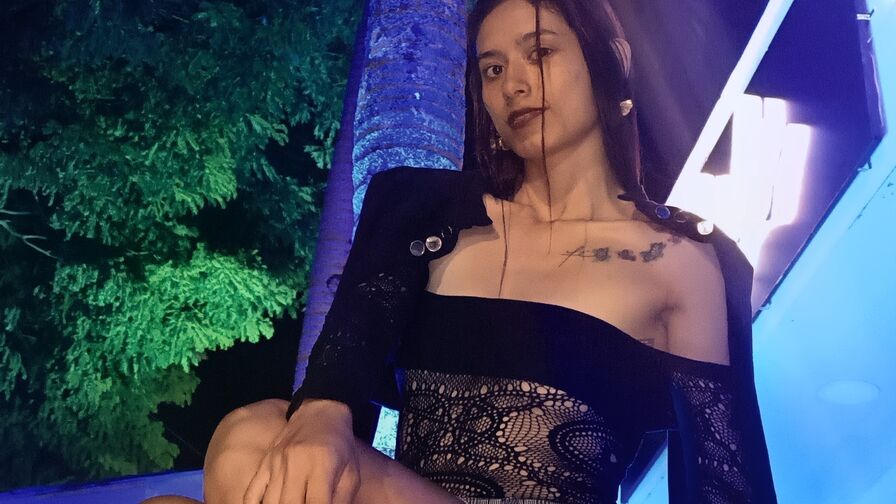 Karlai – Female | Nude TGP