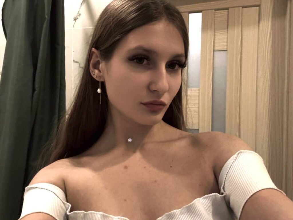 SiennaKingsley LiveJasmin model