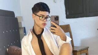 Kostenlos Nackt DerekSpaces
