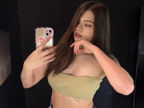 Chat with GigiSmithh