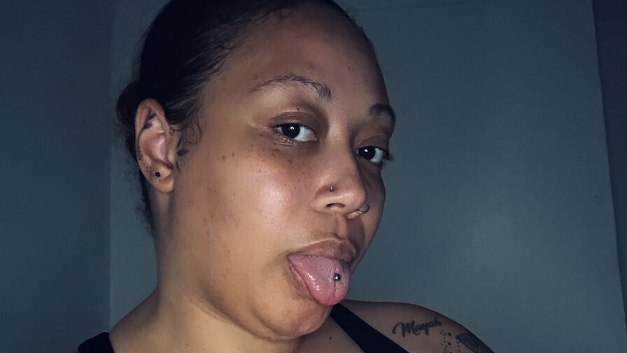 View Tattedaisha Naked Private