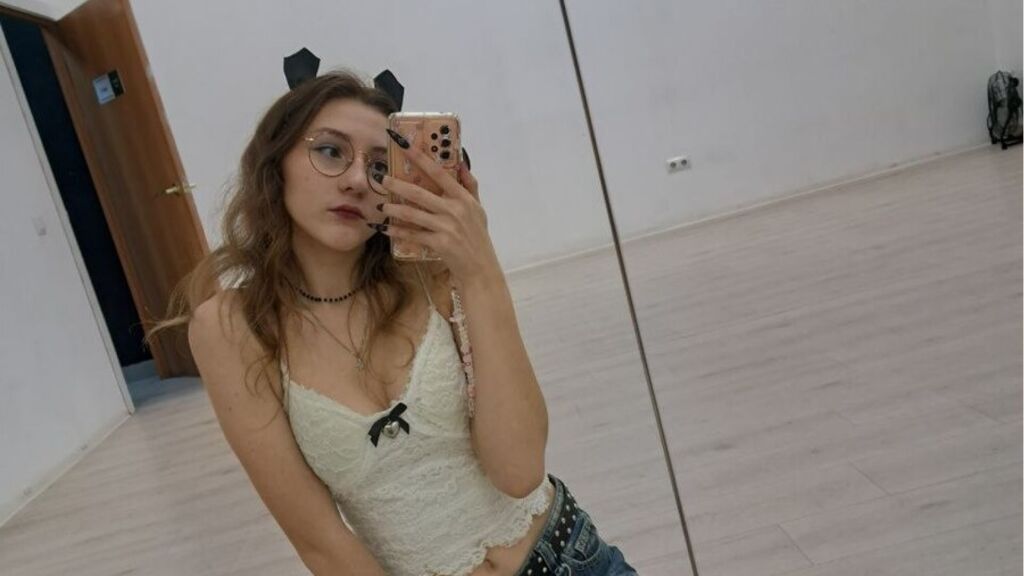KarryLagerstedt online on GirlsOfJasmin