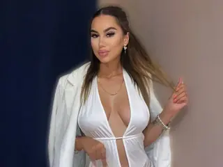 Show privé avec JulyMilky