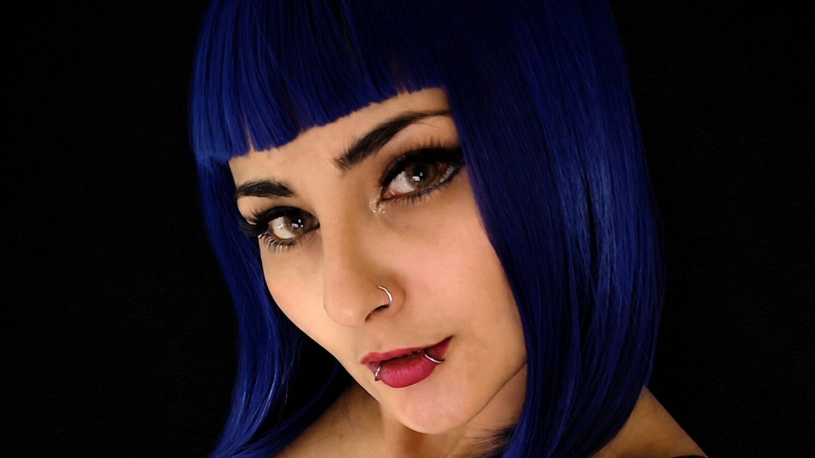 AnatAmunet erotic portrait