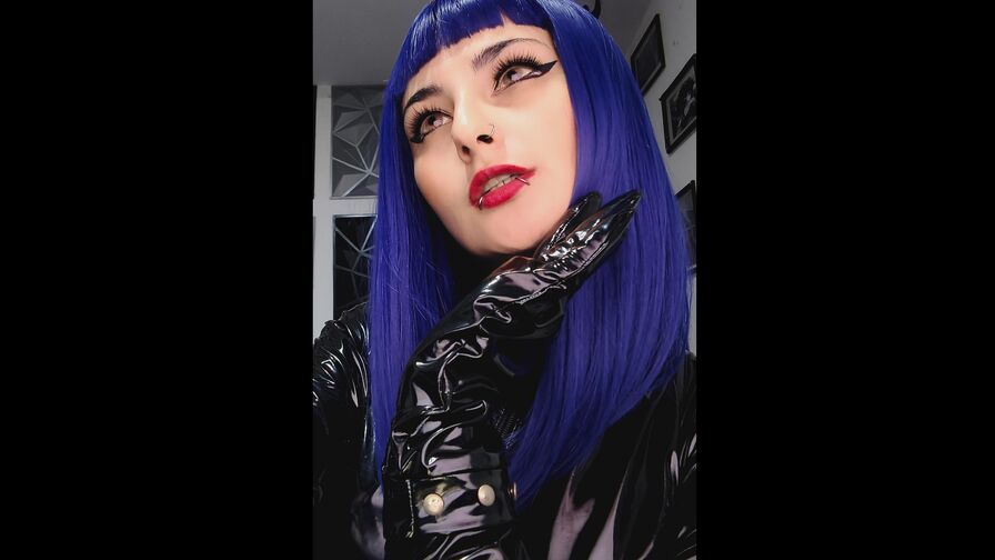 Watch AnatAmunet live on shemalefreeporn.net