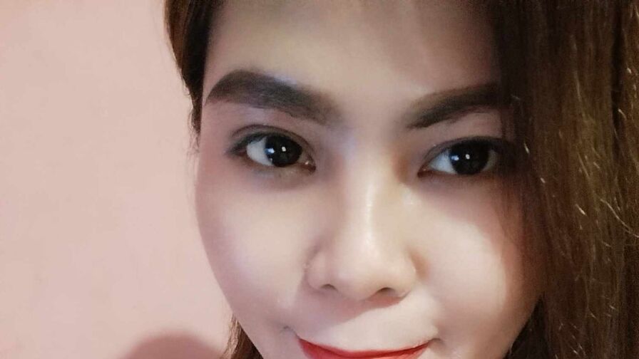 Watch JhoanaBalagon live on Sex Girls Blend