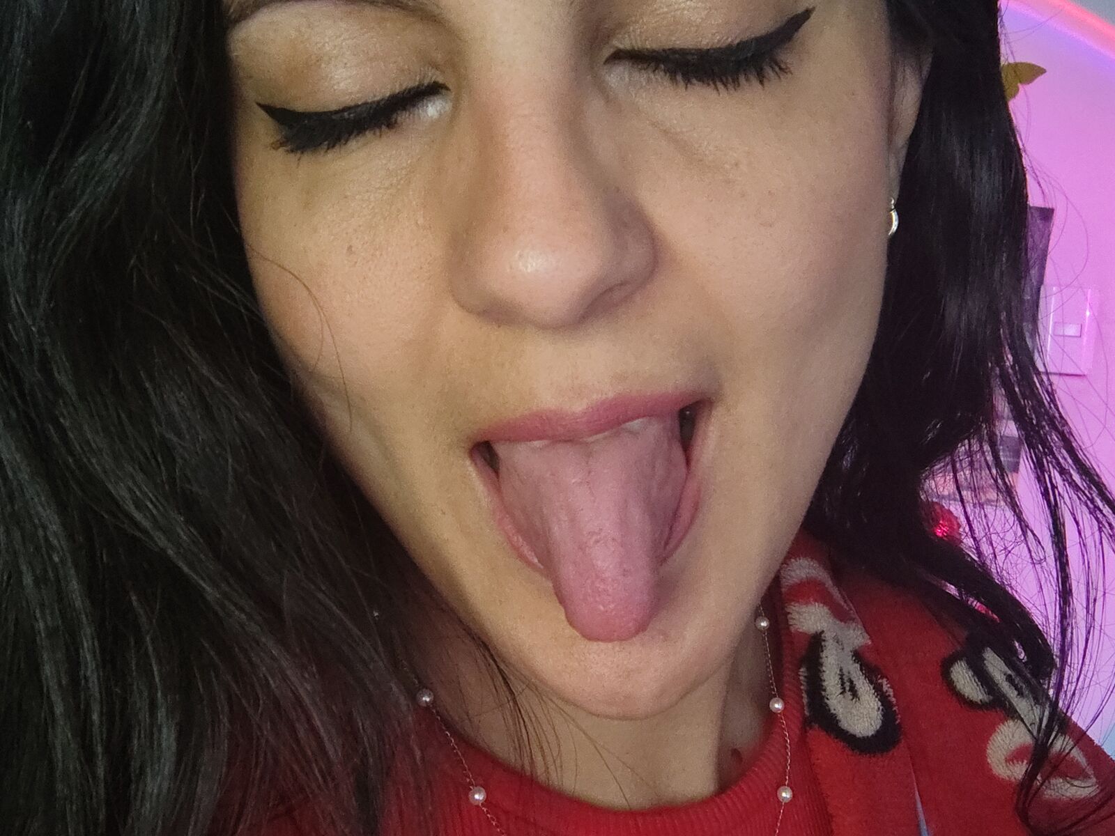 Live cam for LiliJade