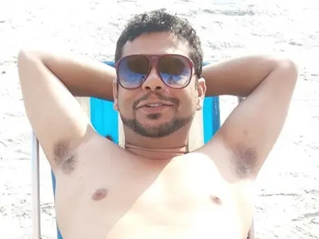 Chat with HornyBeachBoy