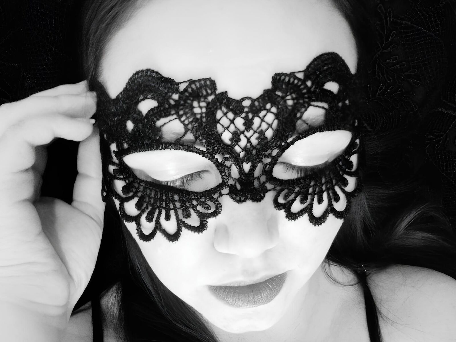 Live cam for ValensiaRain