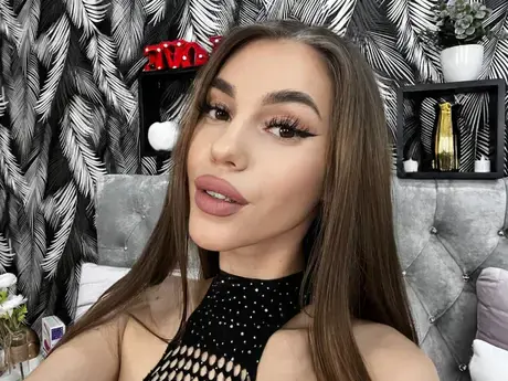 Chat with AshleyJenners