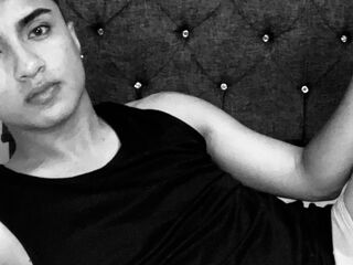 anonymous videochat ThiagoCastell