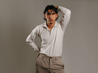 axelalvareez LiveJasmin Black  Adult Cam Model 