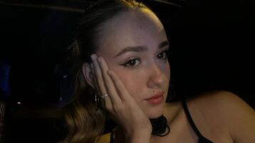 ElviaHavins webcam show