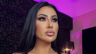 Free Nude Kennya