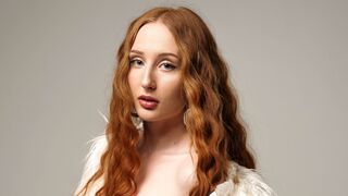 Free Nude SophieHartes