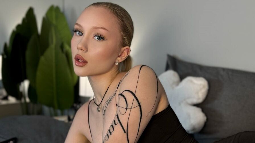 TracySwon's live cam
