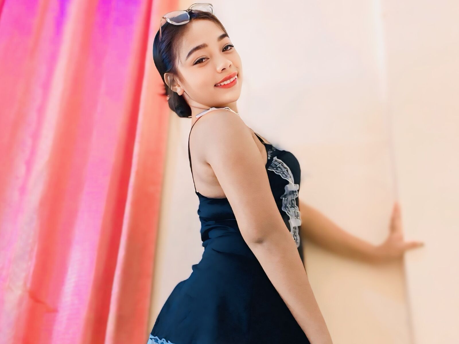 Live cam for MissyKim