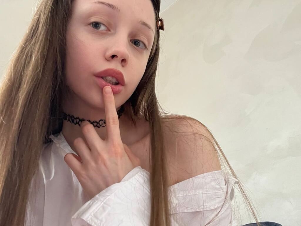 KittySanders webcam show