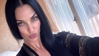 MiaMontal Live Webcam on LiveJasmin