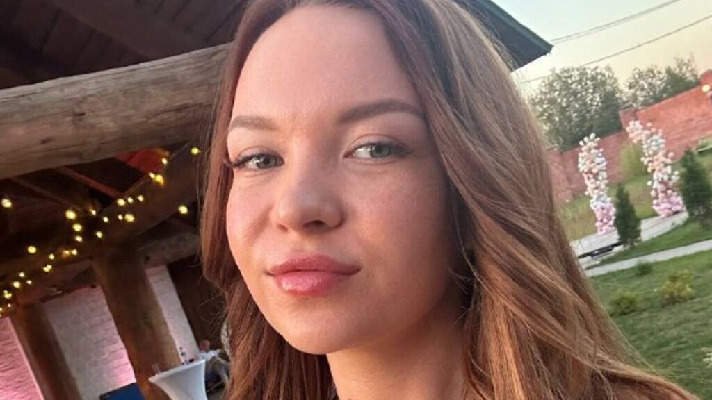 SadeBergum Live Cam on LiveJasmin