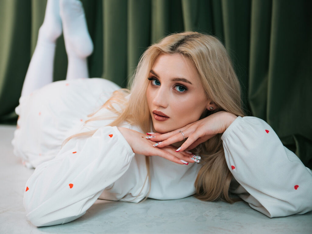StacyEvances premium girl cam session