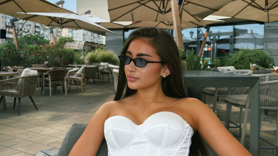 Discover MargoLoris on YoniPorn.com