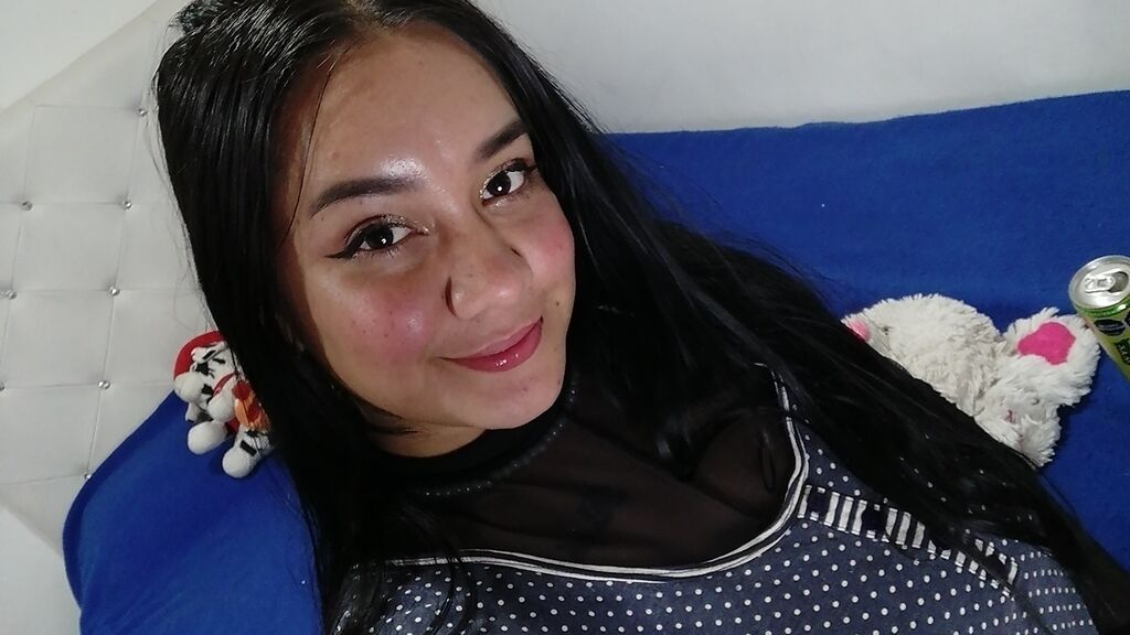 ShoeFernanda online on GirlsOfJasmin