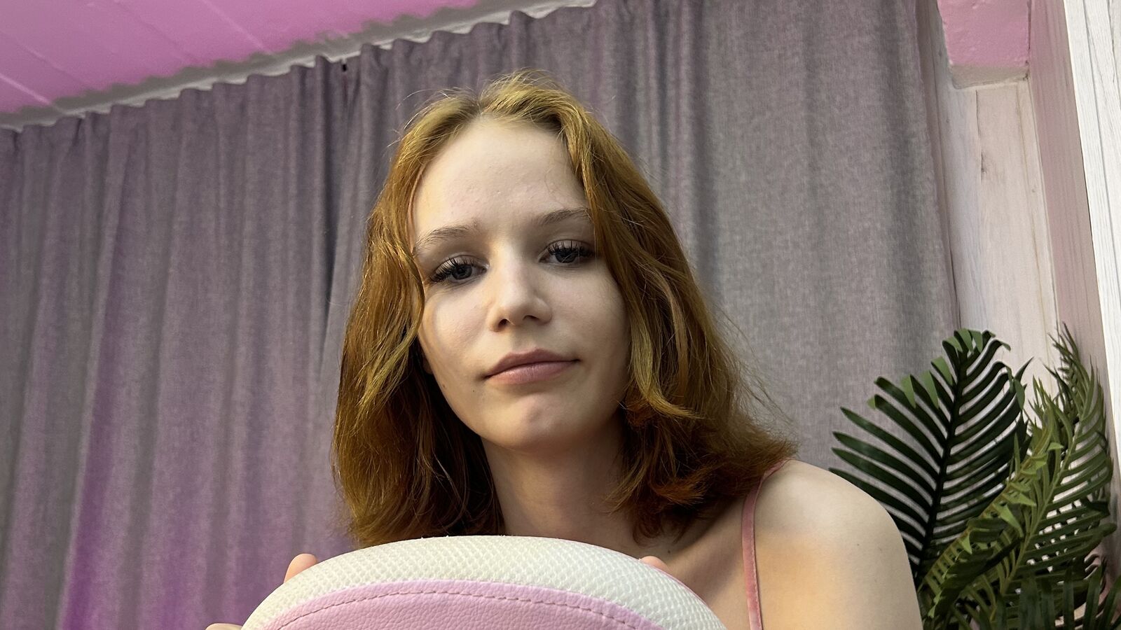 AliceFlorence erotic portrait